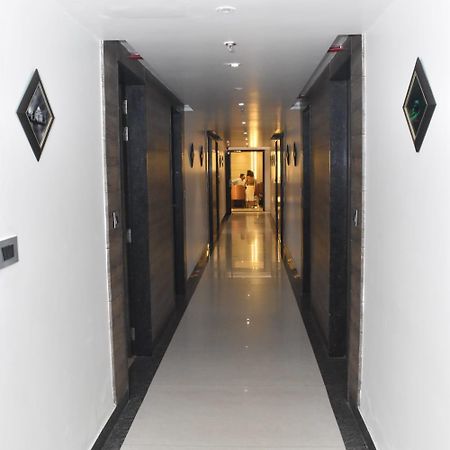 Hotel Parklane Agra (Uttar Pradesh) Esterno foto