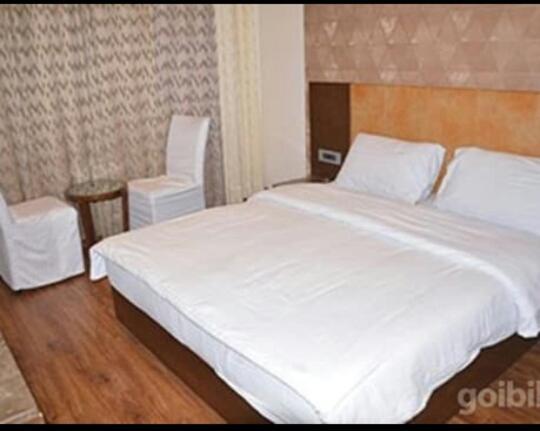 Hotel Parklane Agra (Uttar Pradesh) Esterno foto